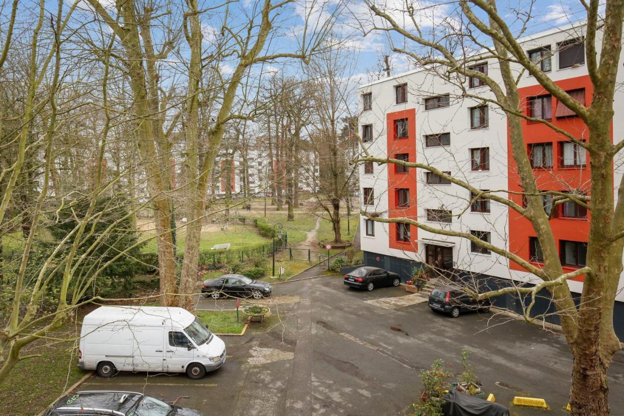 Budget Apart Near Paris Франконвиль Экстерьер фото